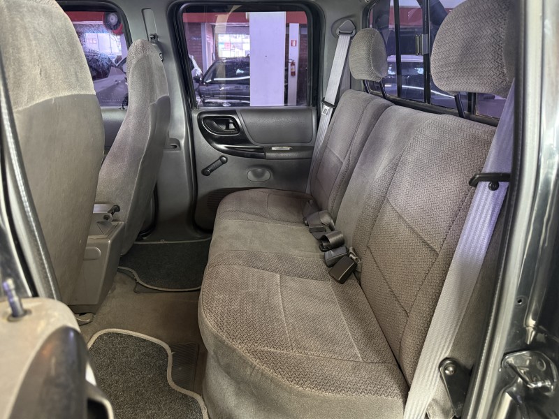 RANGER 2.5 XLT 4X2 CD 8V TURBO INTERCOOLER DIESEL 4P MANUAL - 2001 - FARROUPILHA