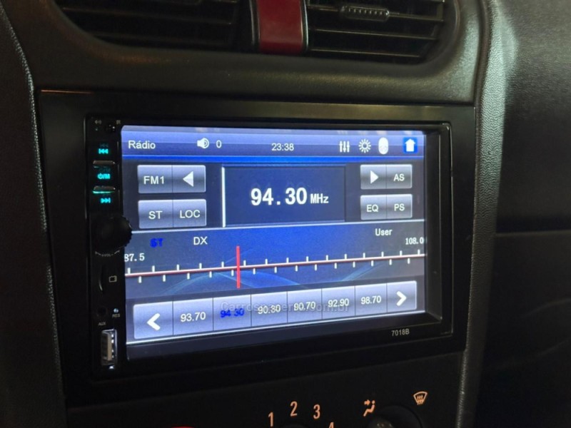 CORSA 1.4 MPFI MAXX SEDAN 8V FLEX 4P MANUAL - 2009 - NOVO HAMBURGO