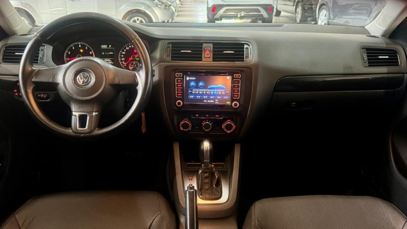 JETTA 2.0 COMFORTLINE FLEX 4P TIPTRONIC - 2011 - ESTâNCIA VELHA