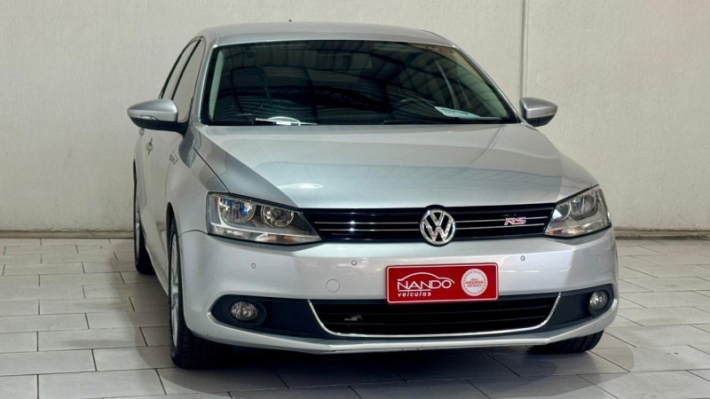 JETTA 2.0 COMFORTLINE FLEX 4P TIPTRONIC - 2011 - ESTâNCIA VELHA
