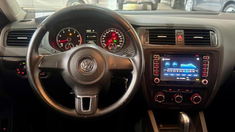 JETTA 2.0 COMFORTLINE FLEX 4P TIPTRONIC - 2011 - ESTâNCIA VELHA