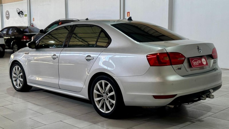 JETTA 2.0 COMFORTLINE FLEX 4P TIPTRONIC - 2011 - ESTâNCIA VELHA