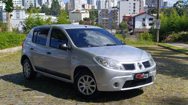 SANDERO 1.0 EXPRESSION 16V FLEX 4P MANUAL - 2010 - CAXIAS DO SUL