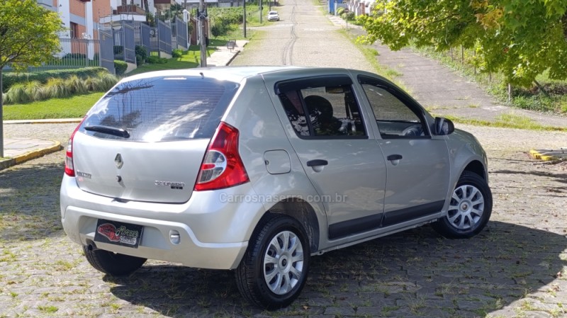 SANDERO 1.0 EXPRESSION 16V FLEX 4P MANUAL - 2010 - CAXIAS DO SUL
