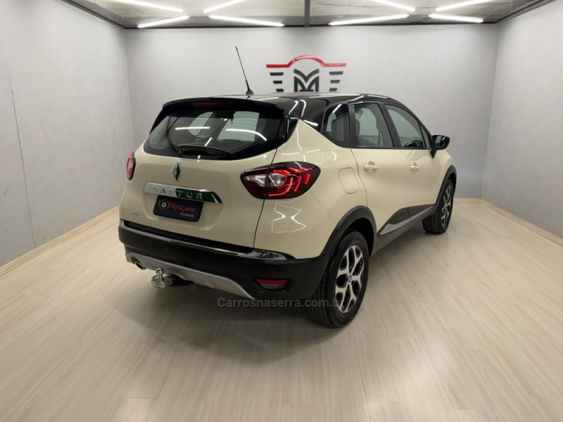 CAPTUR 1.6 16V FLEX INTENSE AUTOMÁTICO - 2018 - CAXIAS DO SUL
