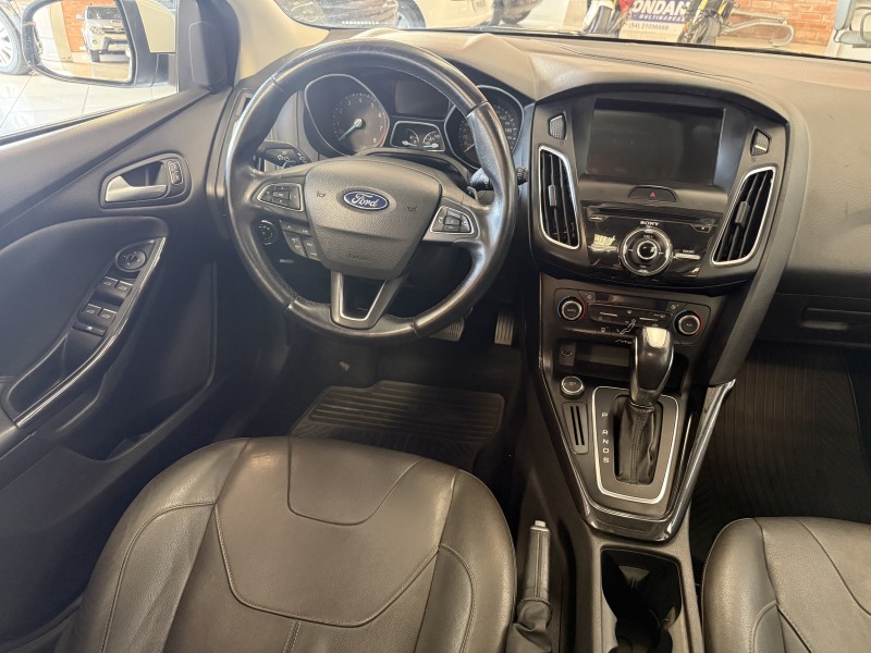 FOCUS 2.0 TITANIUM HATCH 16V FLEX 4P AUTOMÁTICO - 2018 - FARROUPILHA