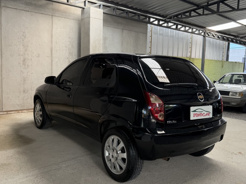 CELTA 1.0 MPFI VHCE SPIRIT 8V FLEX 4P MANUAL - 2011 - CAXIAS DO SUL