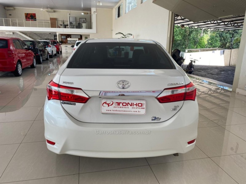 COROLLA 2.0 XEI 16V FLEX 4P AUTOMÁTICO - 2016 - LAJEADO