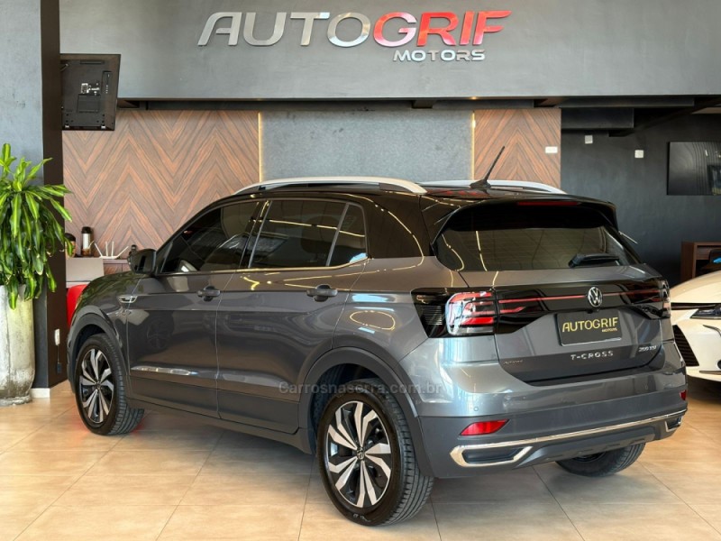 T-CROSS 1.4 HIGHLINE TSI 16V FLEX 4P AUTOMÁTICO - 2023 - CAMPO BOM