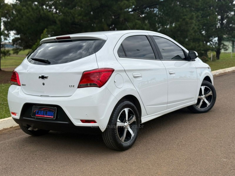 ONIX 1.4 MPFI LTZ 8V FLEX 4P AUTOMÁTICO - 2018 - VACARIA