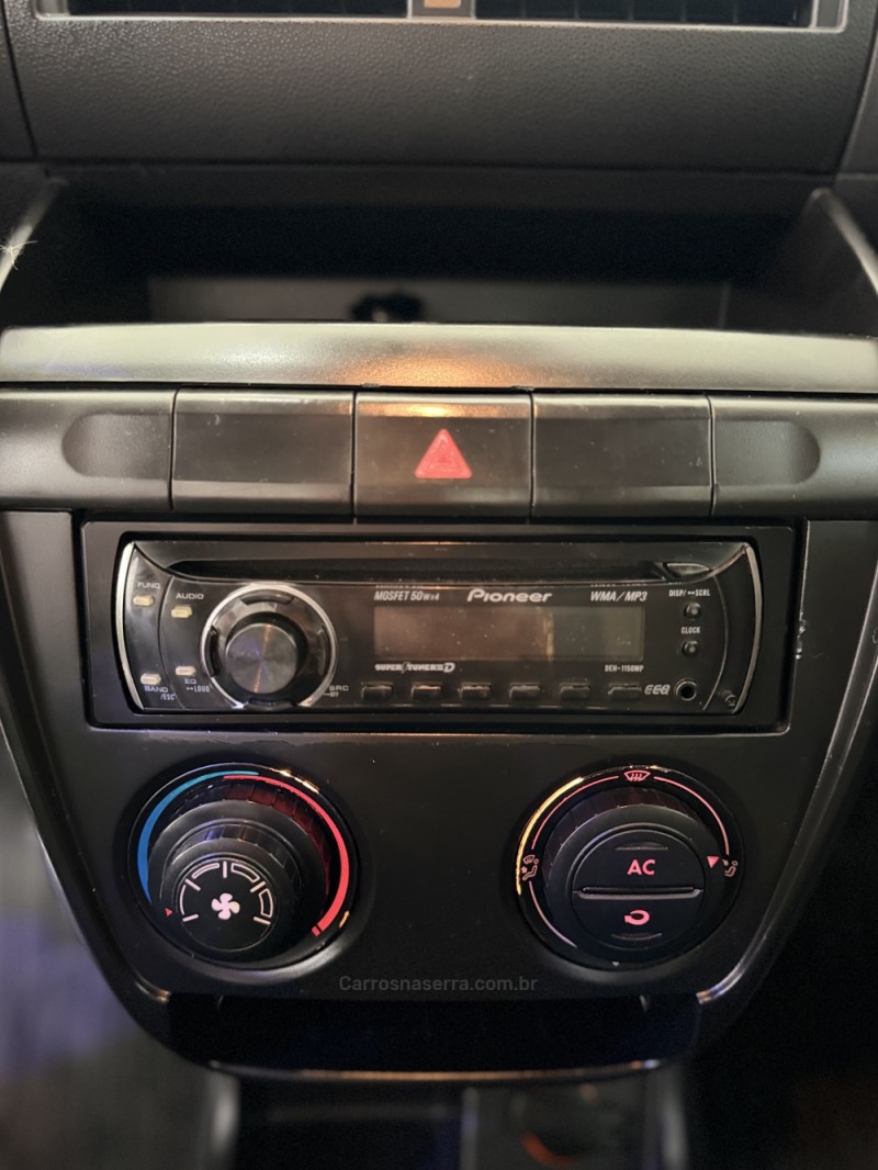 FOX 1.0 MI BLACKFOX 8V FLEX 4P MANUAL - 2008 - CAXIAS DO SUL