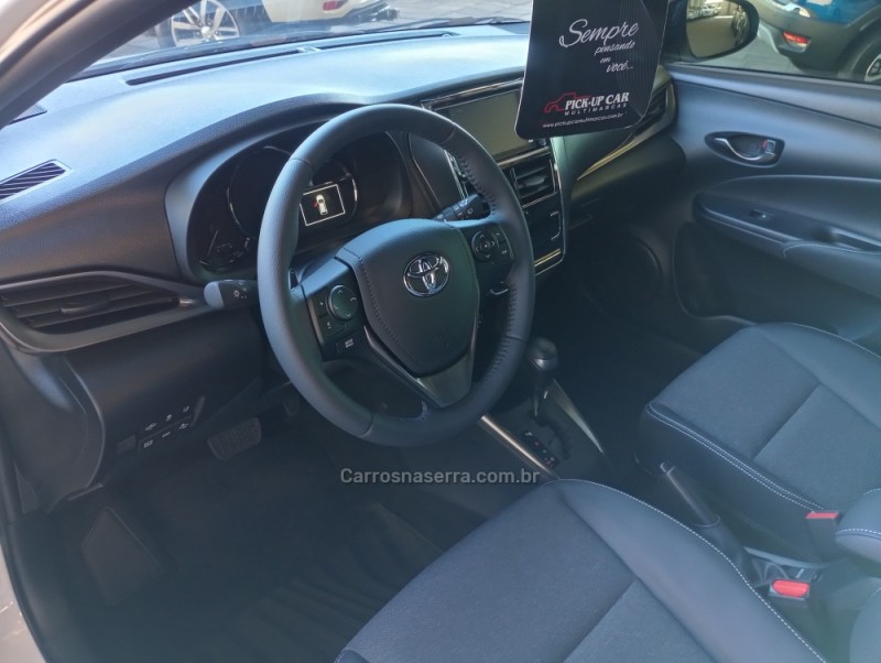 YARIS 1.5 XS 16V FLEX 4P AUTOMÁTICO - 2025 - CAXIAS DO SUL