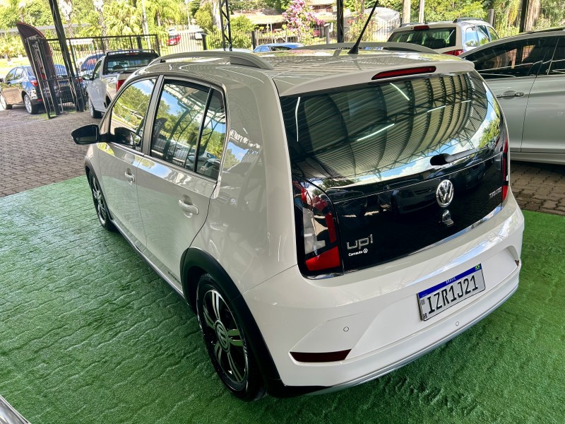 UP 1.0 TSI XTREME UP 12V FLEX 4P MANUAL - 2020 - SãO SEBASTIãO DO CAí