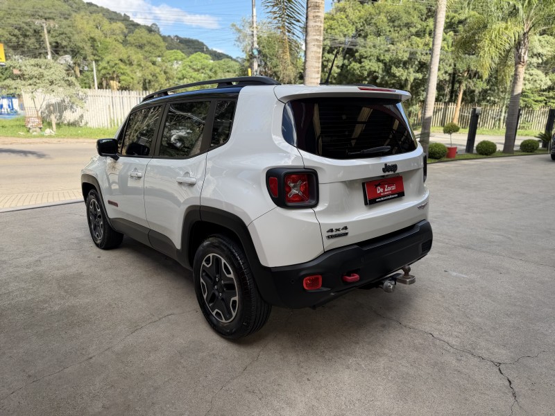 RENEGADE 2.0 16V TURBO DIESEL TRAILHAWK 4P 4X4 AUTOMÁTICO - 2016 - CAXIAS DO SUL