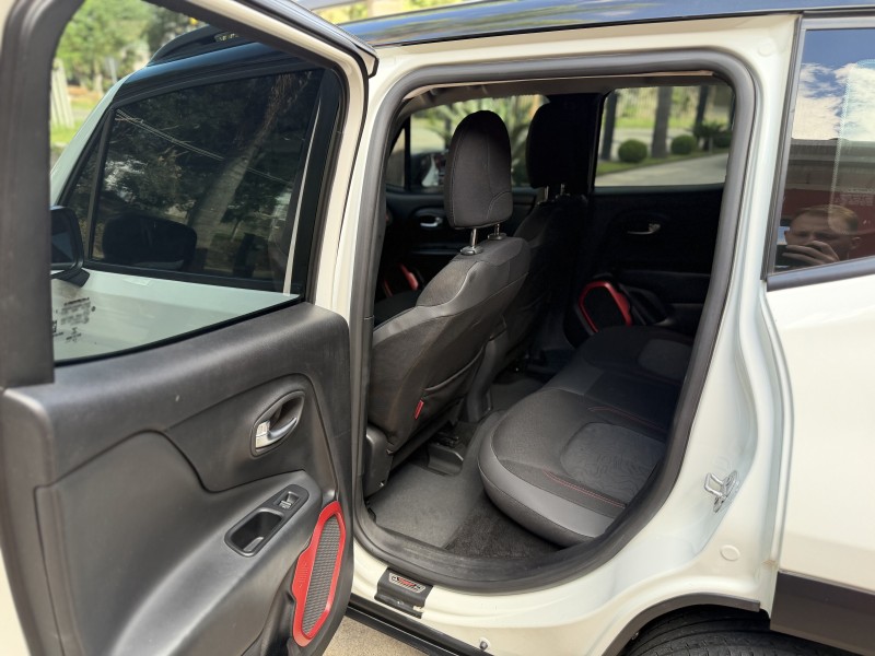 RENEGADE 2.0 16V TURBO DIESEL TRAILHAWK 4P 4X4 AUTOMÁTICO - 2016 - CAXIAS DO SUL