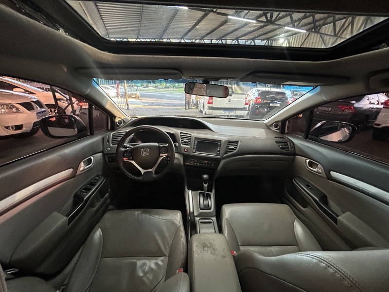 CIVIC 1.8 EXS 16V FLEX 4P AUTOMÁTICO - 2014 - SãO SEBASTIãO DO CAí