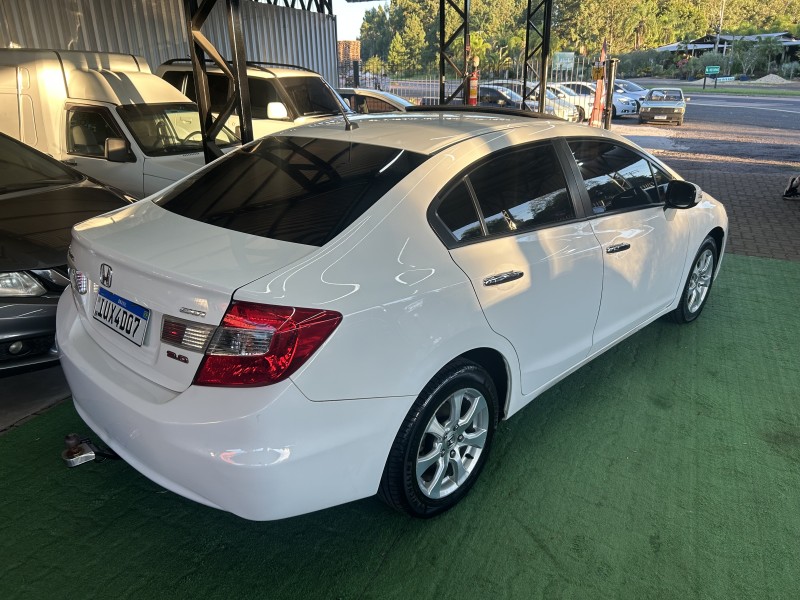 CIVIC 1.8 EXS 16V FLEX 4P AUTOMÁTICO - 2014 - SãO SEBASTIãO DO CAí