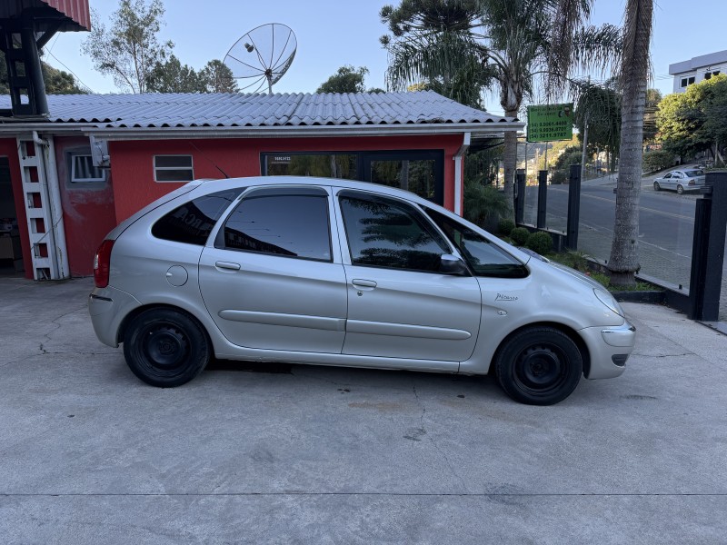 XSARA PICASSO 1.6 I GLX 16V FLEX 4P MANUAL - 2011 - CAXIAS DO SUL