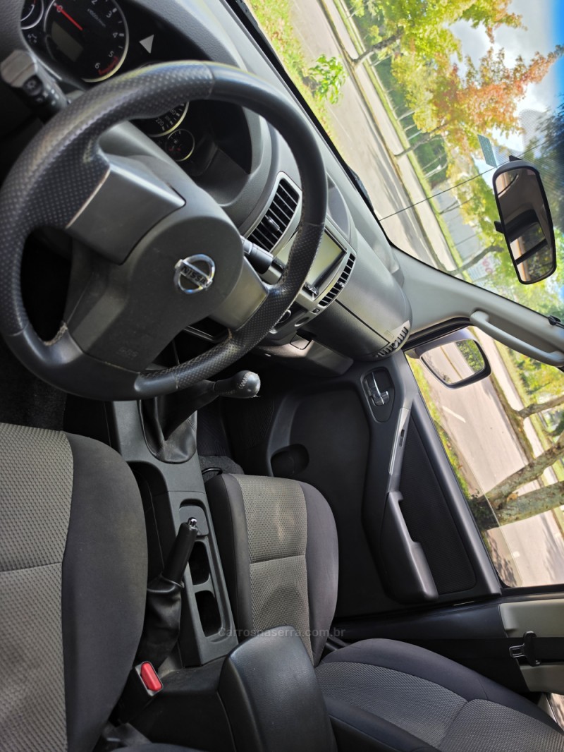 FRONTIER 2.5 SV ATTACK 4X2 CD TURBO ELETRONIC DIESEL 4P MANUAL - 2014 - BENTO GONçALVES