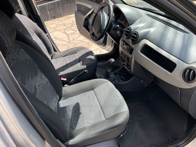 SANDERO 1.6 EXPRESSION 8V FLEX 4P MANUAL - 2010 - CAXIAS DO SUL