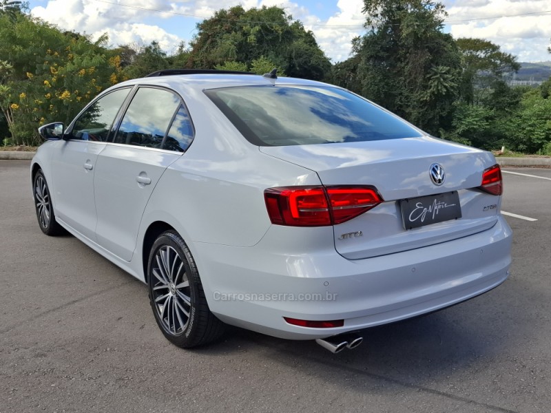 JETTA 2.0 TSI HIGHLINE 211CV GASOLINA 4P DSG - 2017 - BENTO GONçALVES