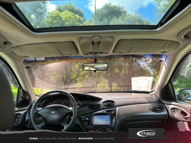 FOCUS 1.8 16V GASOLINA 4P MANUAL - 2003 - CARLOS BARBOSA