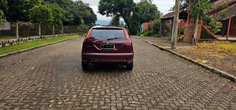 FOCUS 2.0 FC 16V GASOLINA 4P MANUAL - 2007 - IVOTI