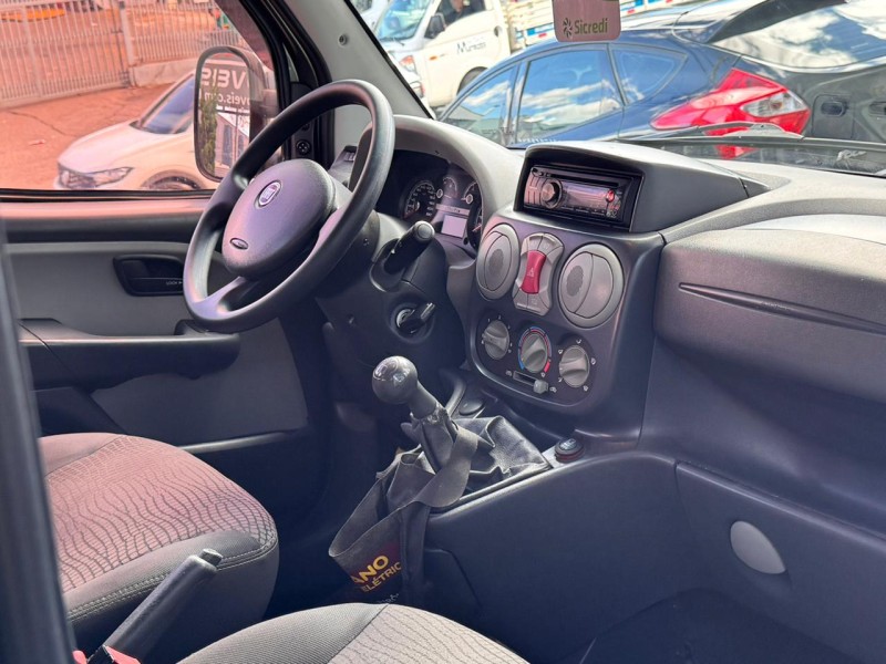 DOBLÓ 1.8 MPI ADVENTURE LOCKER 8V FLEX 4P MANUAL - 2010 - CAXIAS DO SUL