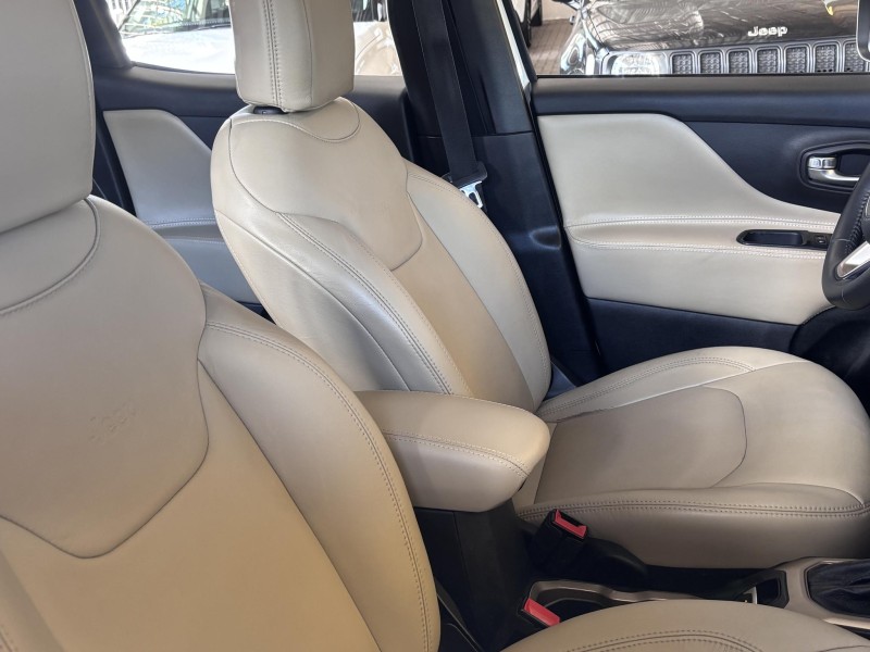 RENEGADE 1.8 16V FLEX LONGITUDE 4P AUTOMÁTICO - 2016 - FARROUPILHA