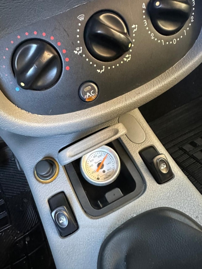 CLIO 1.0 CAMPUS 16V FLEX 4P MANUAL - 2009 - CAXIAS DO SUL