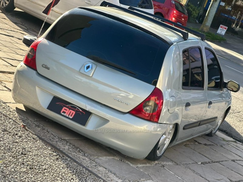 CLIO 1.0 CAMPUS 16V FLEX 4P MANUAL - 2009 - CAXIAS DO SUL