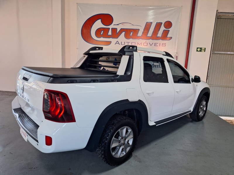 DUSTER OROCH 2.0 16V FLEX DYNAMIQUE AT 4P AUTOMÁTICO - 2020 - CAXIAS DO SUL