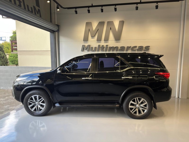 HILUX SW4 2.8 SRX 4X4 7 LUGARES 16V TURBO INTERCOOLER DIESEL 4P AUTOMÁTICO - 2018 - BENTO GONçALVES