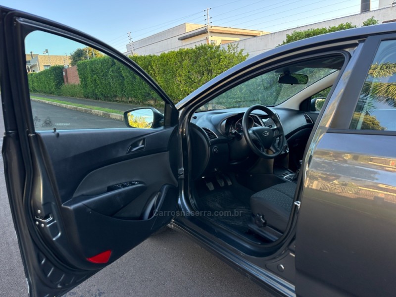HB20 1.0 COMFORT PLUS 12V FLEX 4P MANUAL - 2017 - SãO LEOPOLDO