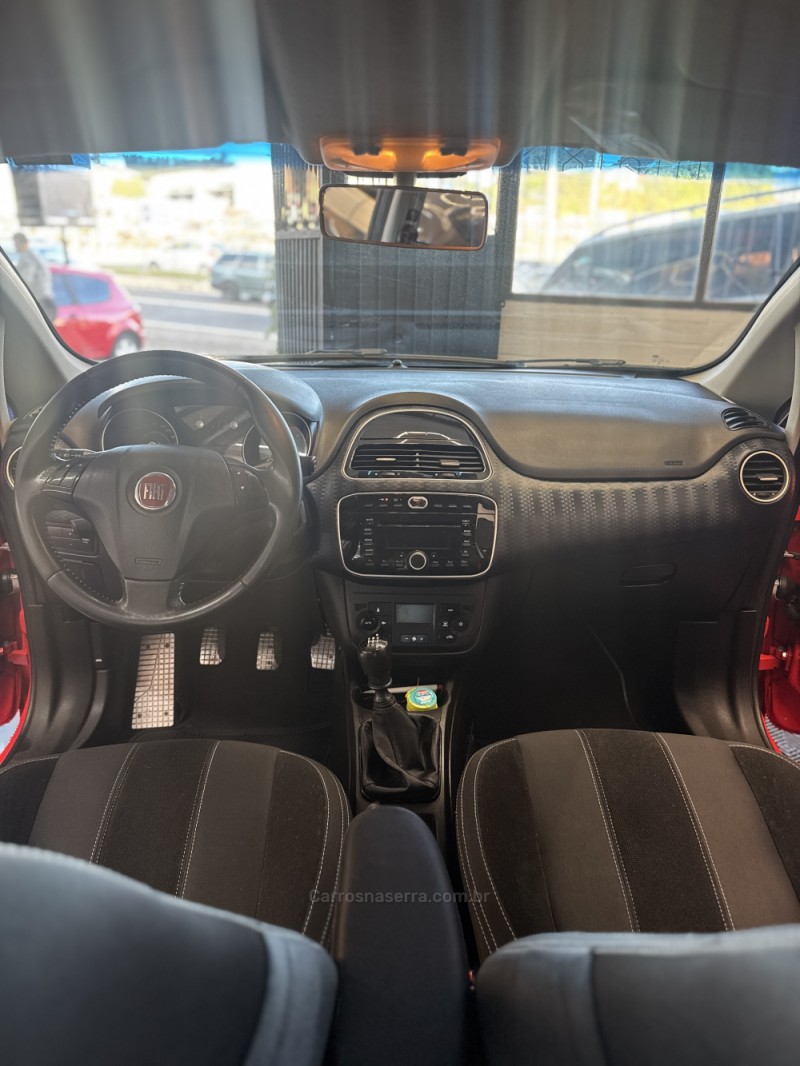 PUNTO 1.8 SPORTING 16V FLEX 4P MANUAL - 2013 - CAXIAS DO SUL