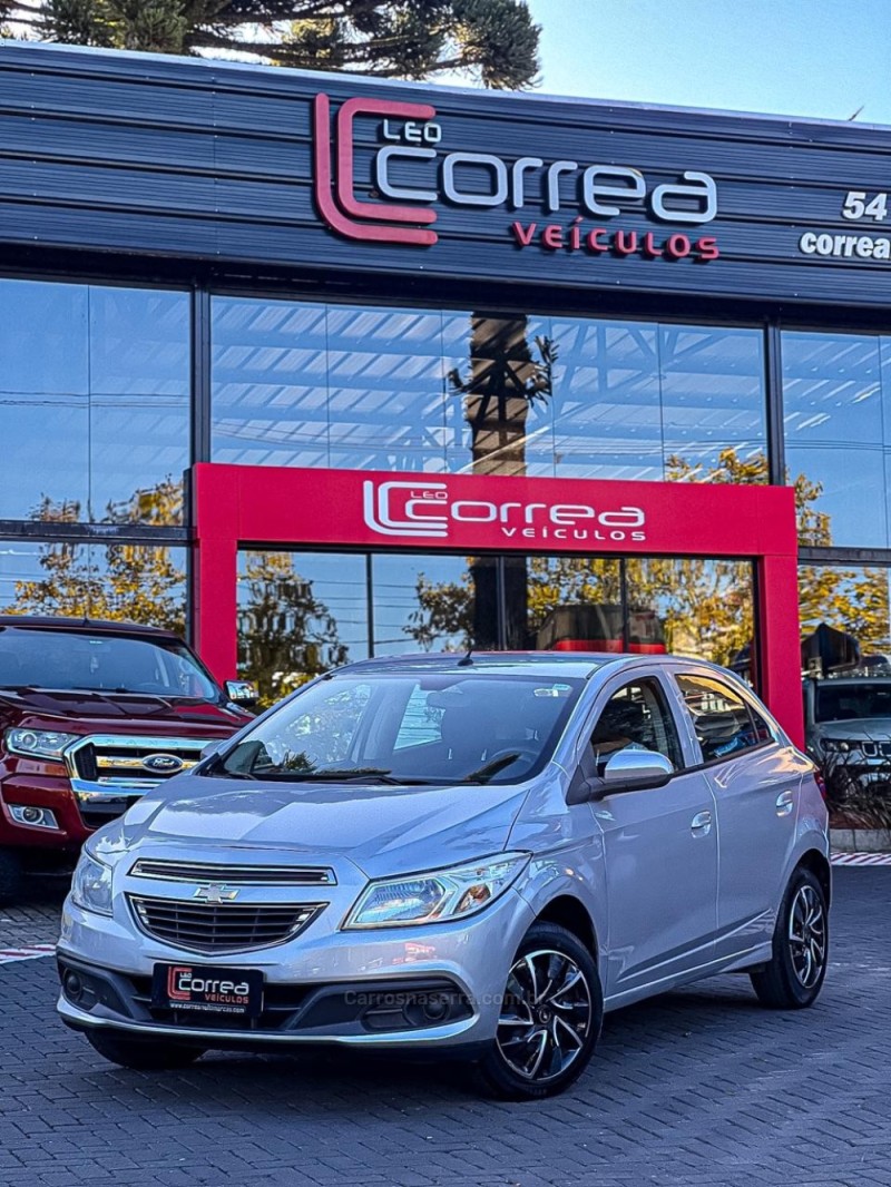 ONIX 1.0 MPFI LT 8V FLEX 4P MANUAL - 2013 - CANELA