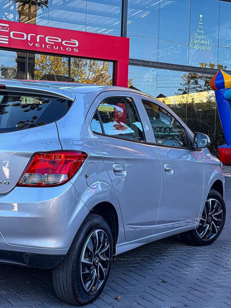 ONIX 1.0 MPFI LT 8V FLEX 4P MANUAL - 2013 - CANELA