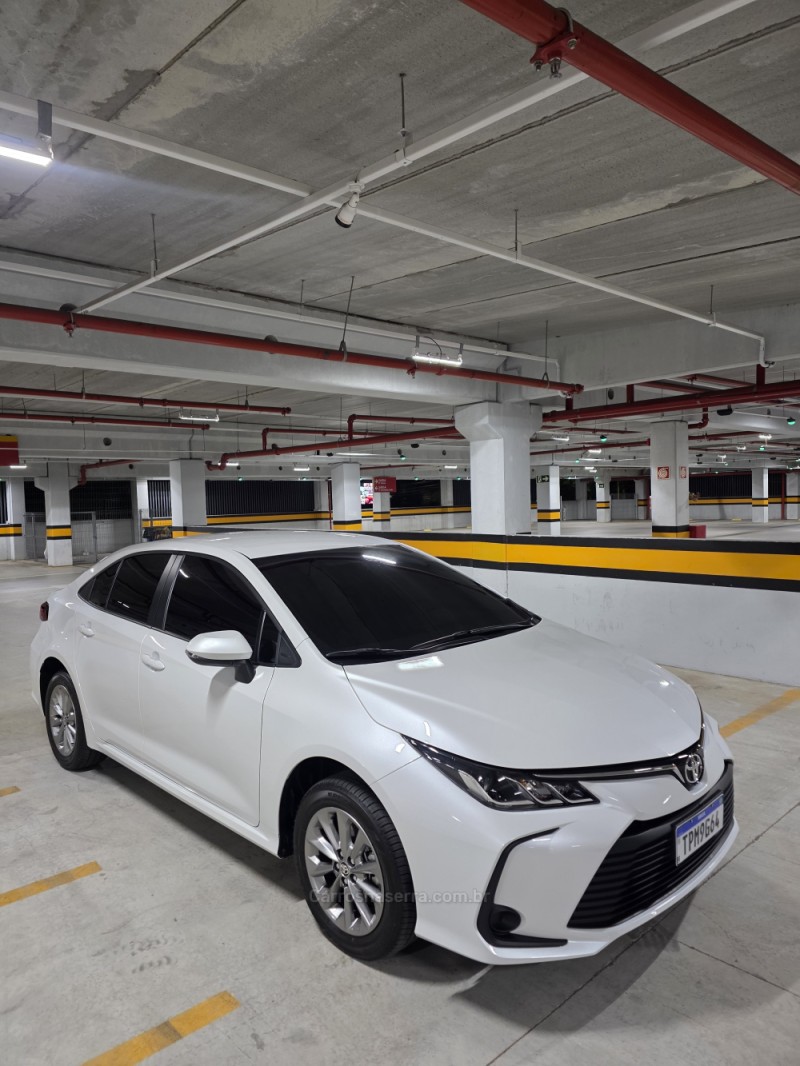 COROLLA 2.0 GLI 16V FLEX 4P AUTOMÁTICO - 2025 - CAXIAS DO SUL