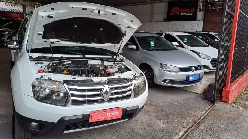 DUSTER 2.0 DYNAMIQUE 4X4 16V FLEX 4P MANUAL - 2014 - CAXIAS DO SUL
