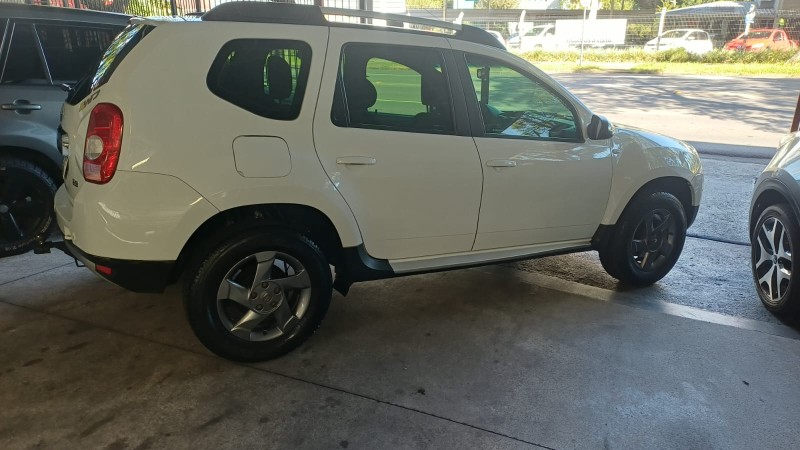 DUSTER 2.0 DYNAMIQUE 4X4 16V FLEX 4P MANUAL - 2014 - CAXIAS DO SUL