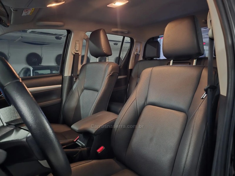 HILUX 2.8 SRX PLUS 4X4 CD TURBO DIESEL 4P AUTOMÁTICO - 2024 - PORTO ALEGRE