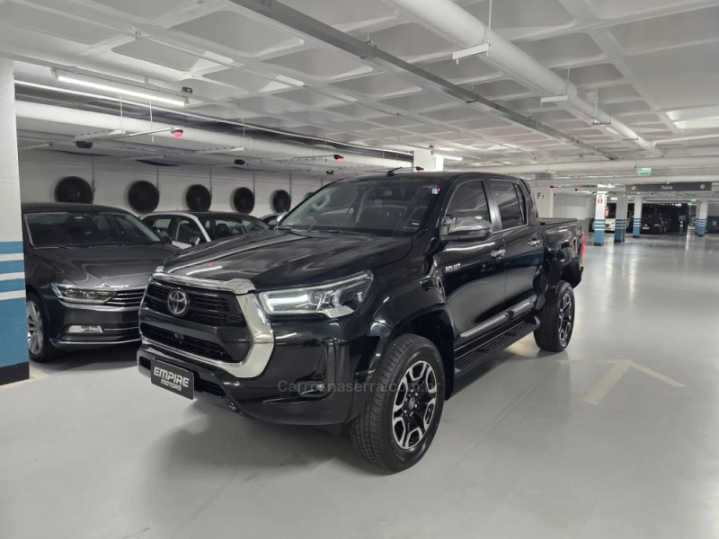 hilux 2.8 srx plus 4x4 cd turbo diesel 4p automatico 2024 porto alegre