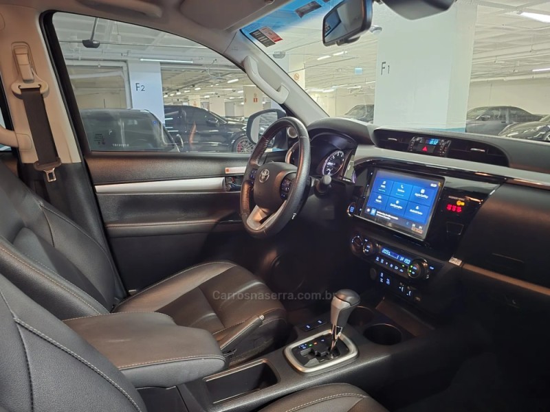 HILUX 2.8 SRX PLUS 4X4 CD TURBO DIESEL 4P AUTOMÁTICO - 2024 - PORTO ALEGRE