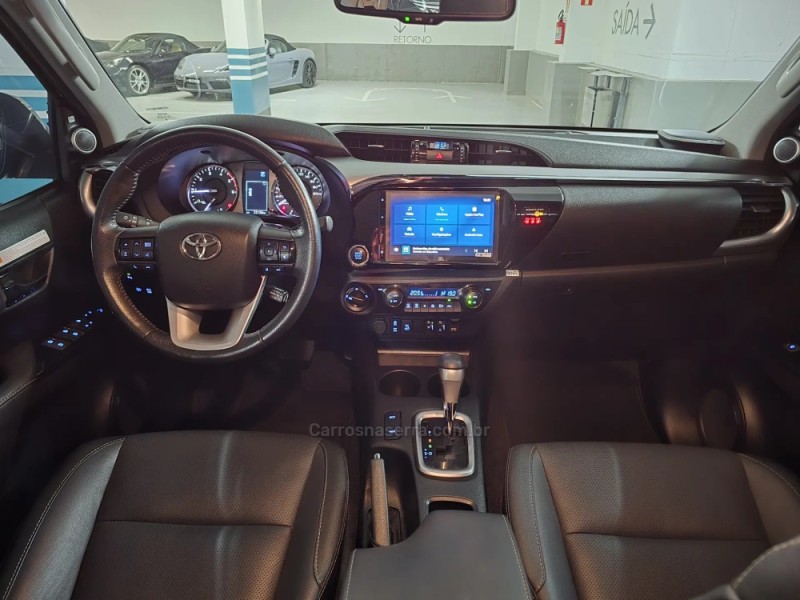 HILUX 2.8 SRX PLUS 4X4 CD TURBO DIESEL 4P AUTOMÁTICO - 2024 - PORTO ALEGRE