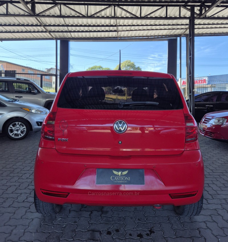 FOX 1.0 MI PLUS 8V GASOLINA 4P MANUAL - 2014 - CAXIAS DO SUL