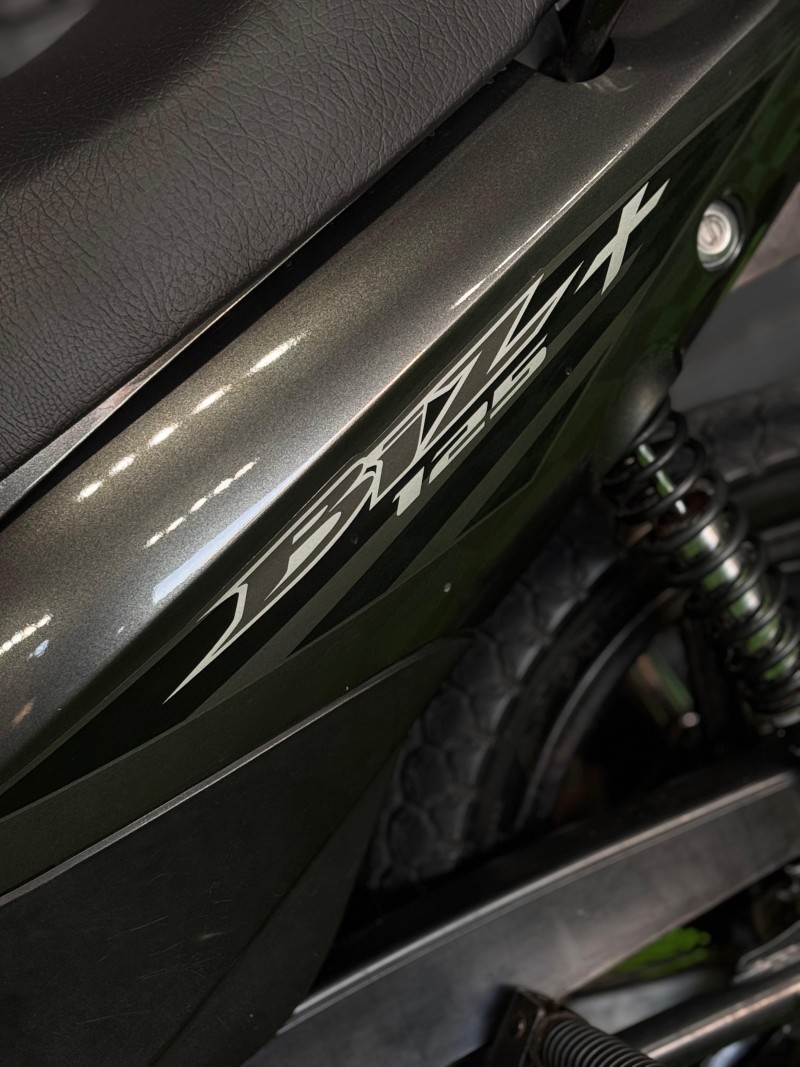 BIZ 125 + - 2009 - FELIZ