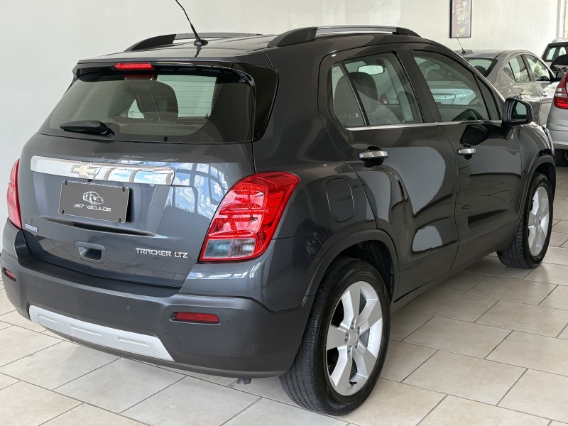 TRACKER 1.8 MPFI LTZ 4X2 16V FLEX 4P AUTOMÁTICO - 2014 - BENTO GONçALVES