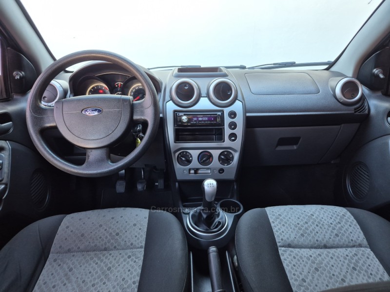FIESTA 1.6 ROCAM SE PLUS 8V FLEX 4P MANUAL - 2014 - CAXIAS DO SUL