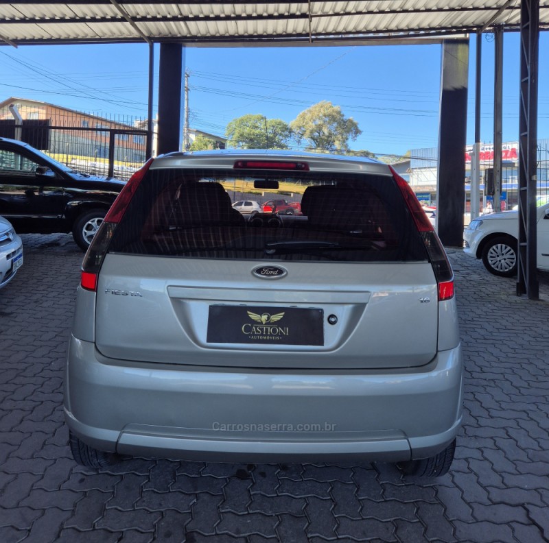 FIESTA 1.6 ROCAM SE PLUS 8V FLEX 4P MANUAL - 2014 - CAXIAS DO SUL