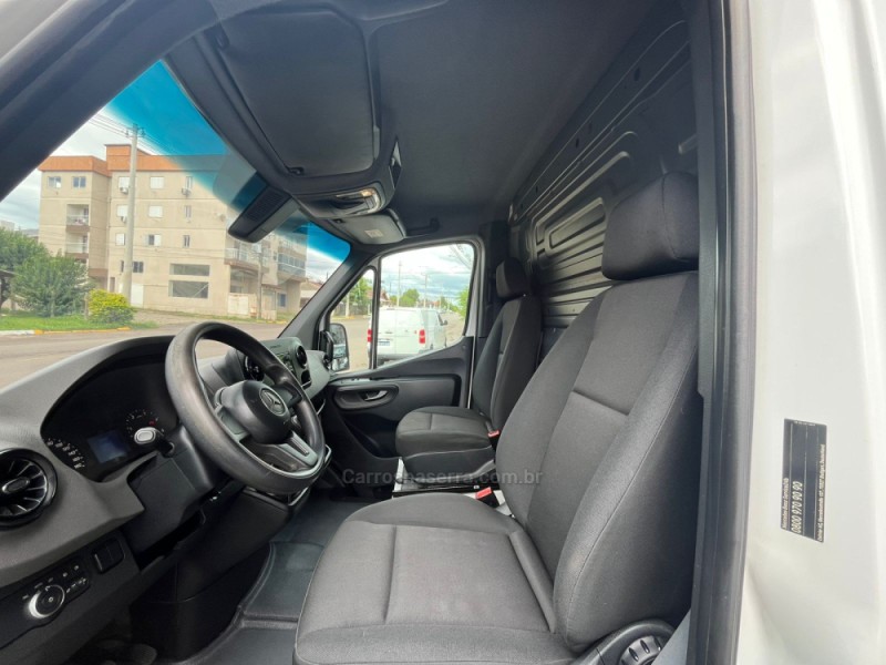 SPRINTER 2.2 CHASSI 416 FURGÃO LONGO TA DIESEL 2P MANUAL - 2022 - ARROIO DO MEIO
